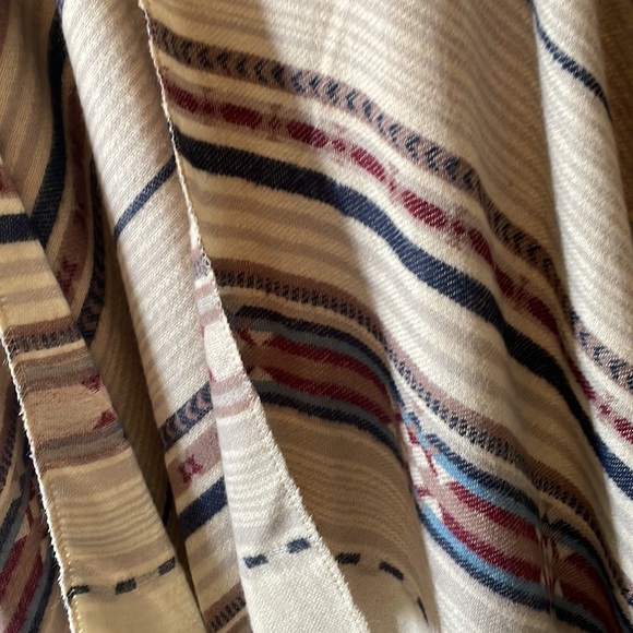 Fall shawl - Picture 2 of 2